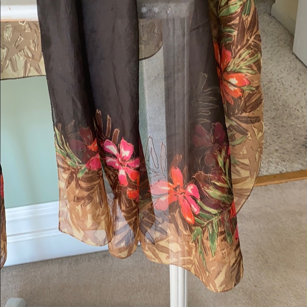 Patterned shall - Picture 2 of 4